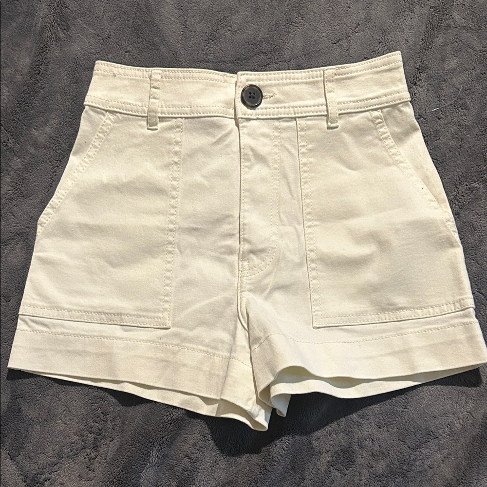 H&M High Waist Cream Shorts